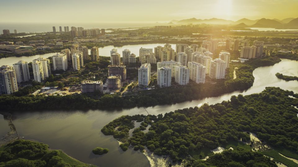 Ilha residencial no complexo lagunar